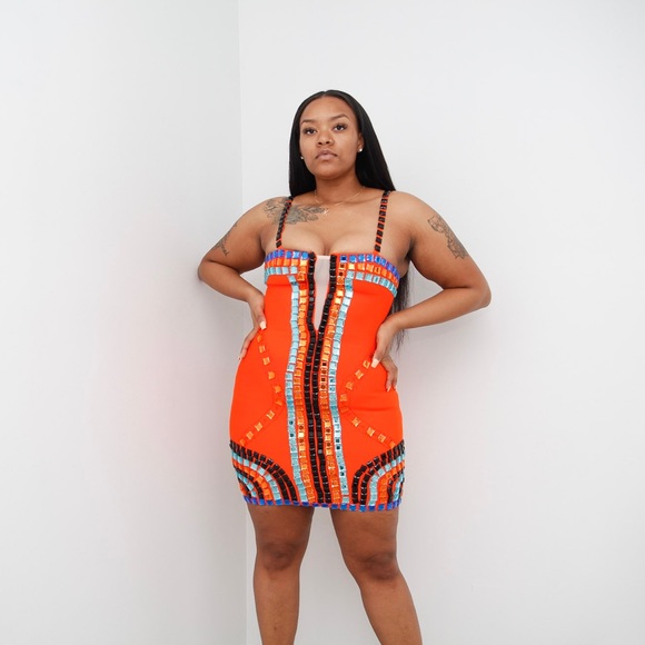 Women’s jewel encrusted midi dress! - Picture 15 of 16